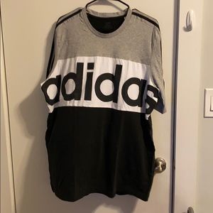 Adidas T-Shirt